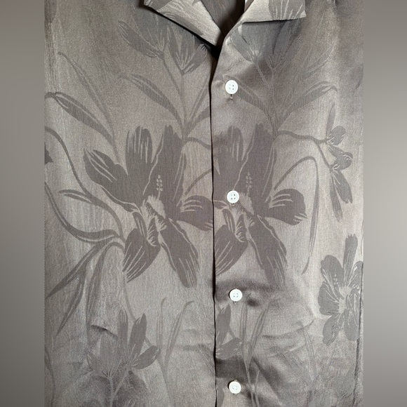 Abercrombie & Fitch Brown Floral Men's Shirt Size Small NEW WITH TAGS - Picture 7 of 8